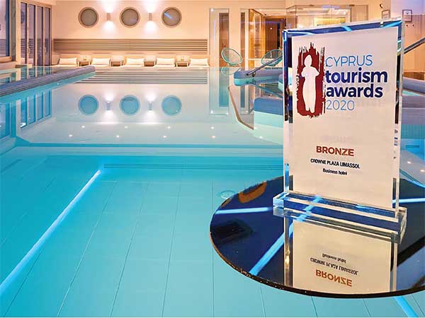 Cypurs-Hotel-Awards-Crowne-Plaza-Limassol-Beach-Hotel-